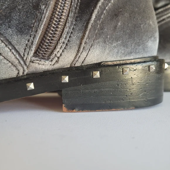 Two by Vince Camuto Shiny Silver Combat Boots - Picture 4 of 8